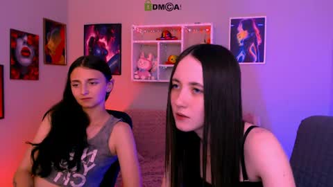 Snapshot of bella_dorn chatting on 06.19.26 Bella online show from 06.19.26