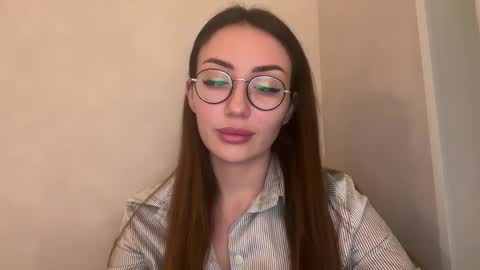 bella_foxxi online show from 12.23.24