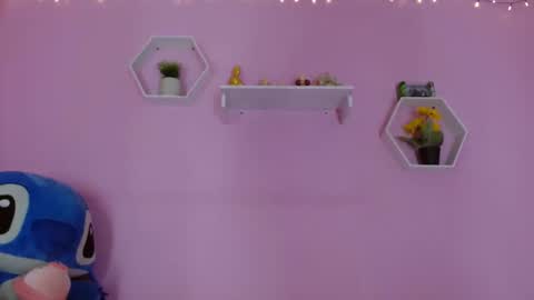 Snapshot of bella_gentle chatting on 09.20.25 bella_gentle online show from 09.20.25