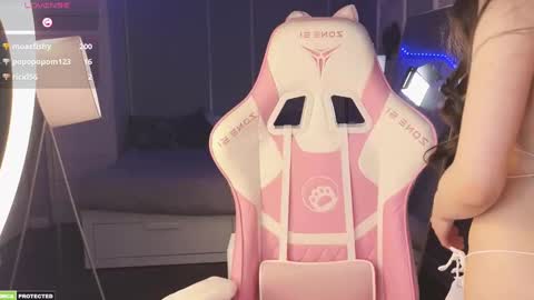 Bella next stream December 2 at 9pm gmt online show from 01.15.25