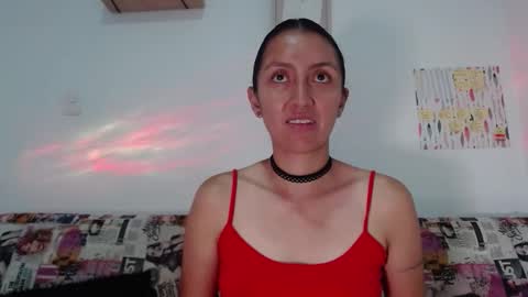 Bella Marlowe online show from 12.04.25