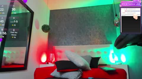 Snapshot of bella_salvatore chatting on 01.16.25     online show from 01.16.25