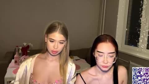 Snapshot of bella_snake chatting on 03.03.26 Bella online show from 03.03.26