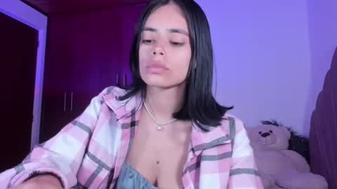 Valeria Model Independent online show from 02.14.25