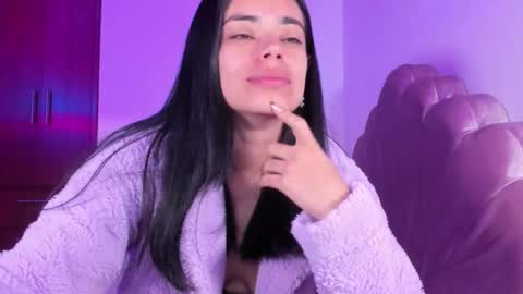 Valeria Model Independent online show from 10.05.25