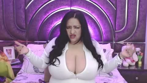  Bella Taylore  online show from 09.24.25