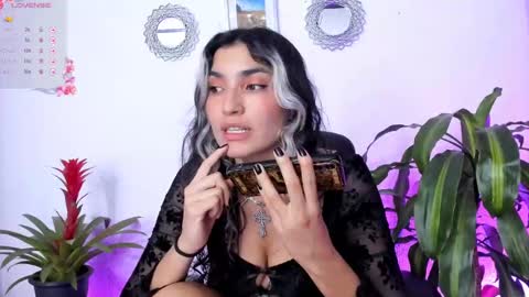 Bella online show from 02.06.25