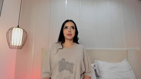  B E L L A   online show from 12.19.25