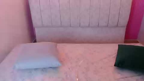 Bella online show from 09.13.25