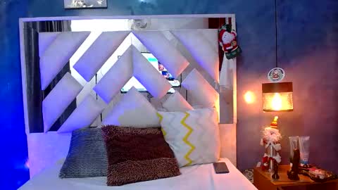 bella_volup online show from 12.18.25