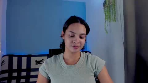 Snapshot of bellabeth_ chatting on 02.01.25 Betsy online show from 02.01.25
