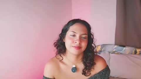 Snapshot of bellabeth_ chatting on 10.17.25 Betsy online show from 10.17.25