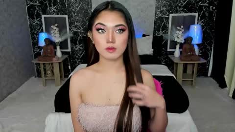 Bella online show from 10.13.25