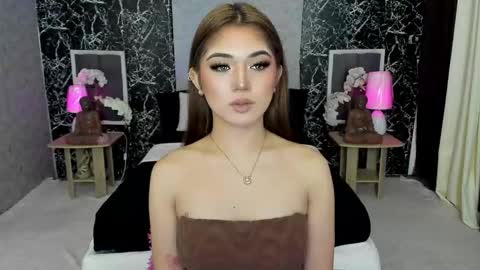 Bella online show from 11.05.25