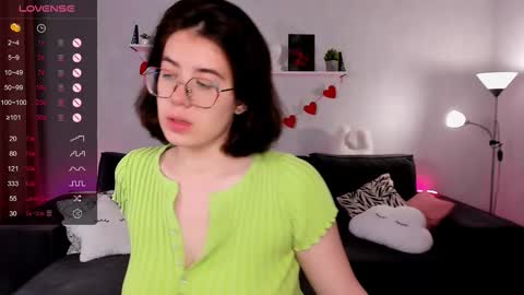 hello guys im Bella online show from 09.11.25