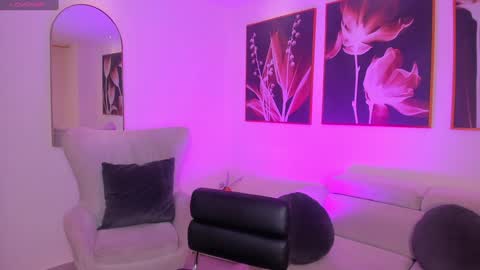  Bella C  online show from 01.31.25