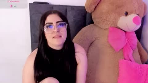 bella cruz online show from 04.08.26