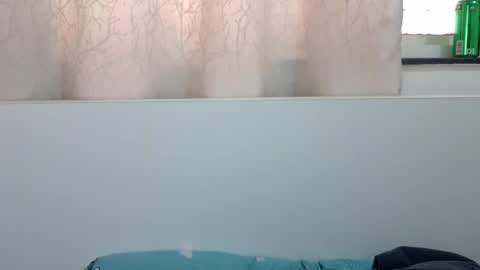 Snapshot of bellacrystall chatting on 06.19.26 bellacrystall online show from 06.19.26
