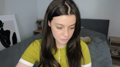 Snapshot of bellafae chatting on 06.28.26 Baila online show from 06.28.26