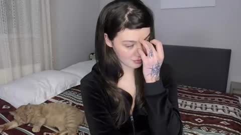 Snapshot of bellafae chatting on 07.27.26 Baila online show from 07.27.26