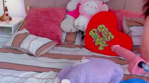 BellaFontana online show from 10.30.25