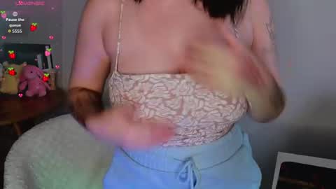 Snapshot of bellakvarc chatting on 07.20.26 bellakvarc online show from 07.20.26