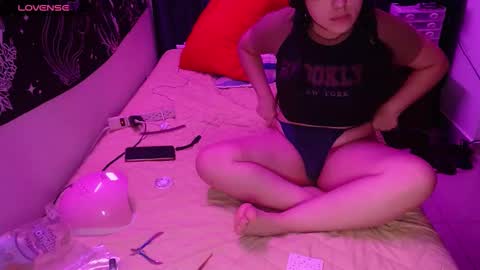 Snapshot of bellamontenegro22 chatting on 12.16.24 bella online show from 12.16.24