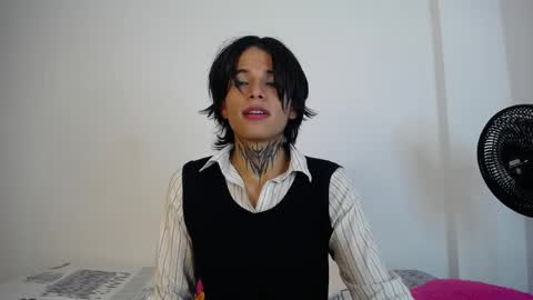 Snapshot of bellamy0955 chatting on 04.10.26 bellamy0955 online show from 04.10.26
