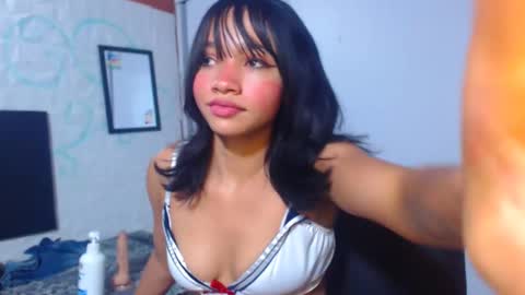 Snapshot of bellamy_sweet chatting on 02.10.25 bellamy online show from 02.10.25