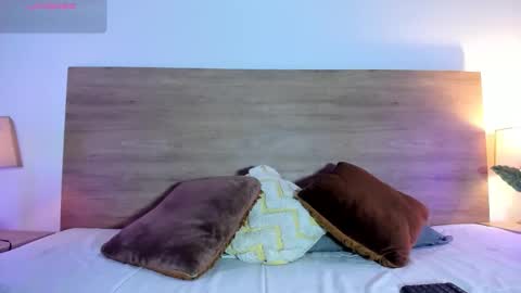 Bella Nix big tits online show from 01.09.26