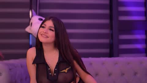 Bella online show from 09.22.25