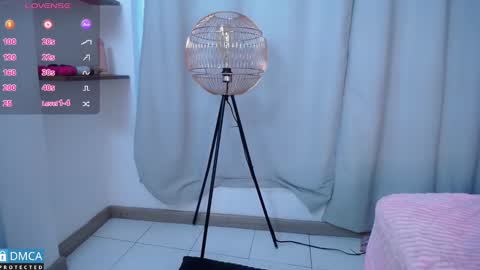   online show from 03.12.25