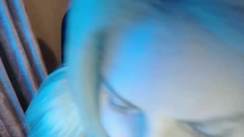 Snapshot of bellastar84 chatting on 03.04.25 Starr40 online show from 03.04.25