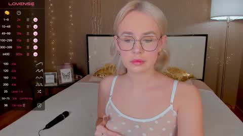 Bella online show from 03.01.25