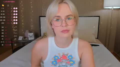 Bella online show from 09.19.25