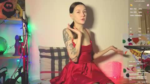 MY OLD PAGE IS NO LONGER. THIS IS MY NEW online show from 12.17.25