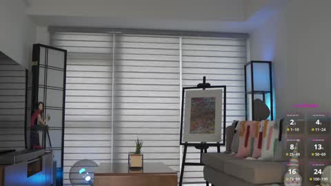 Snapshot of belle_adrienne chatting on 12.04.24 Belle Adrienne IG online show from 12.04.24