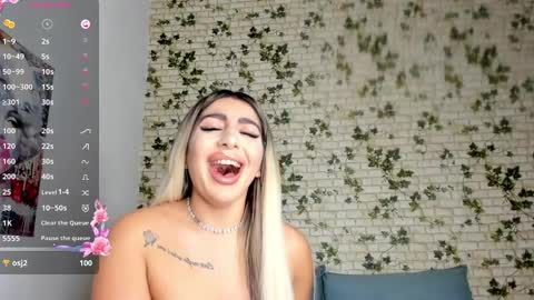 LucyJelly online show from 12.07.24