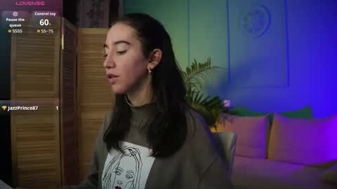 Bella online show from 10.22.25