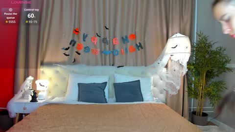 Belle online show from 10.28.25