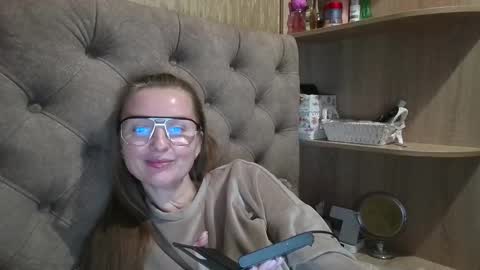 Amelia online show from 10.24.25