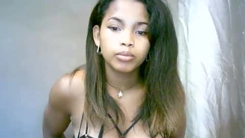 Snapshot of bellibellahx chatting on 04.16.26 BelliBellahX online show from 04.16.26