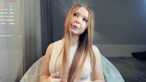 Bella online show from 09.22.25