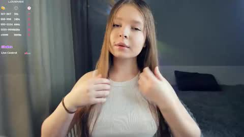 Bella online show from 09.28.25