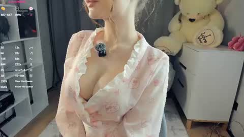 Snapshot of bellidream chatting on 07.05.26 Bella online show from 07.05.26