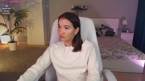 Bella online show from 09.13.25