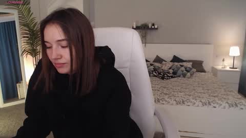 Bella online show from 09.19.25