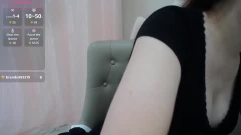 Snapshot of belly18only chatting on 03.18.26 Belly online show from 03.18.26