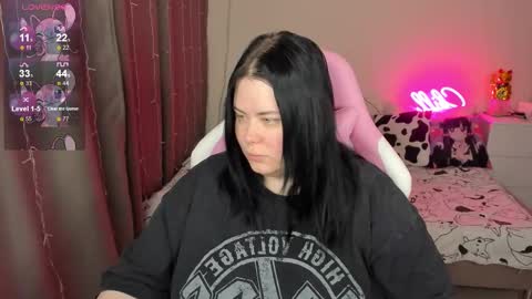 LinaBoo online show from 02.10.26