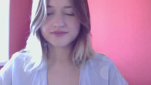 Snapshot of belovedmary chatting on 07.21.26 belovedmary online show from 07.21.26